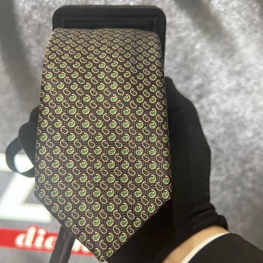 0.02 ct.Tie with Diamond - 1