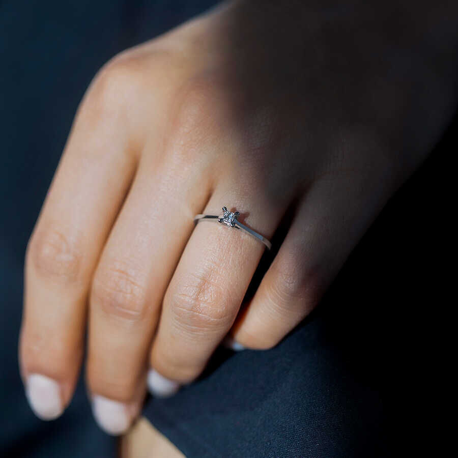 0.11 ct.Princess Solitaire Diamond Ring - 3