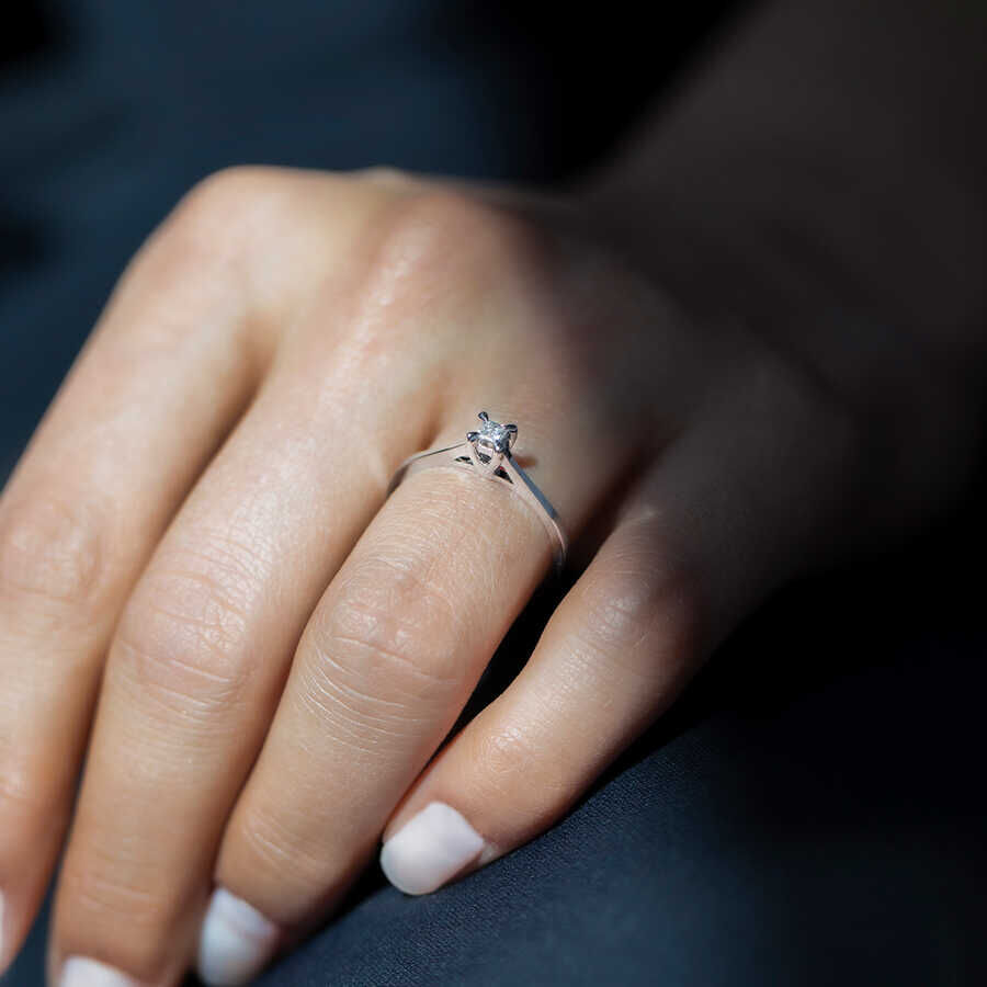 0.11 ct.Princess Solitaire Diamond Ring - 2