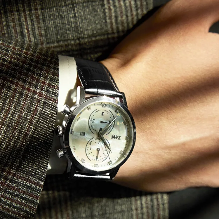 ساعة رجالية مرصّعة بالألماس 0,16 قراط - 2