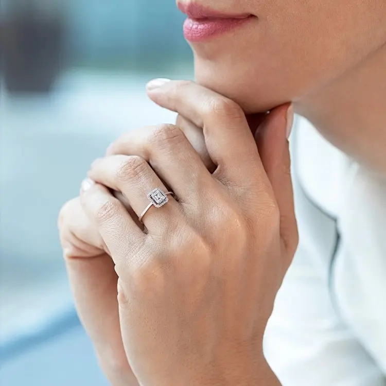 0.17 ct.Baguette Diamond Ring - 3