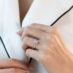 0.17 ct.Baguette Diamond Ring - 2