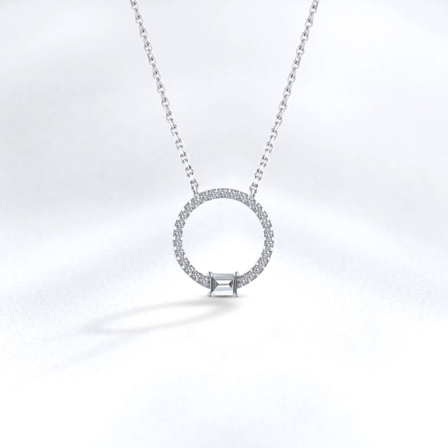 0.20 ct.Baguette Diamond Pendant - 2