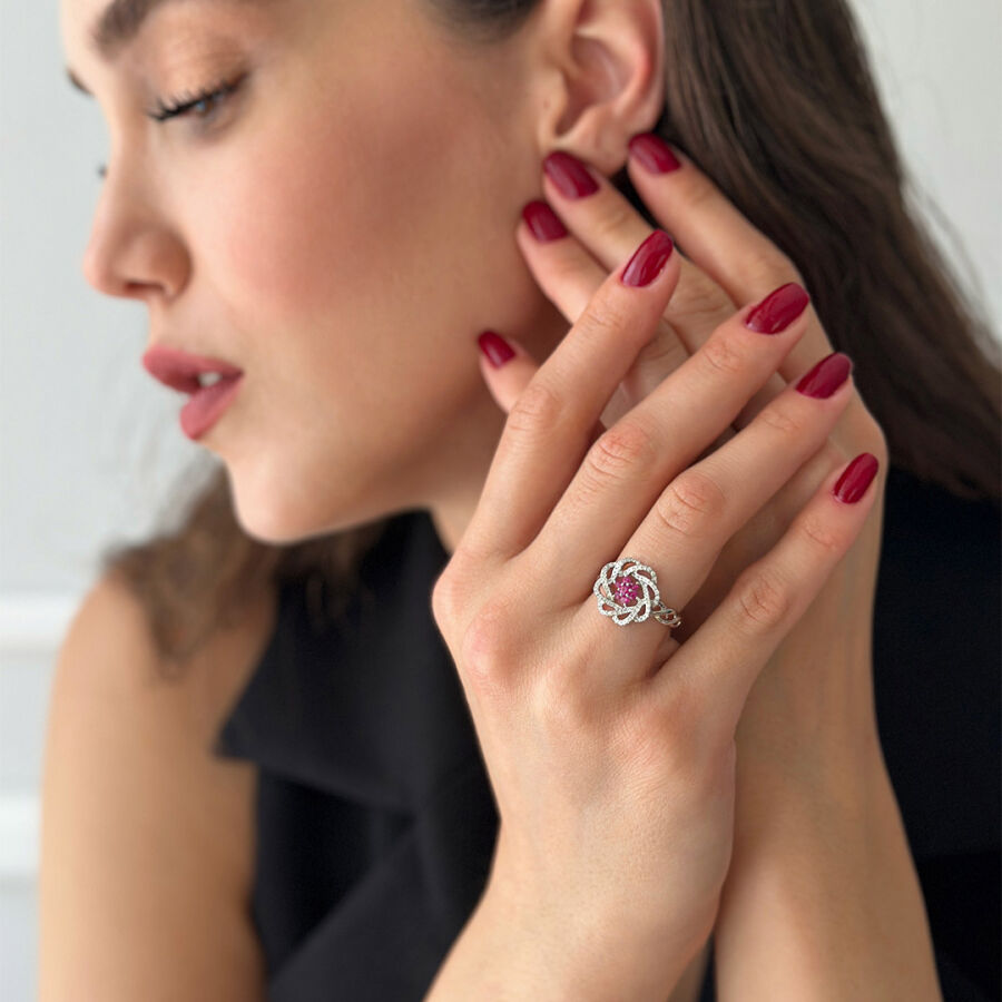 خاتم مرصّع بالألماس مع حجر الياقوت 0.47 قيراط - 2