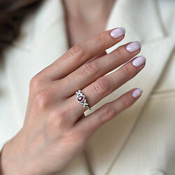 0.55 Carat Ruby Diamond Ring - 2