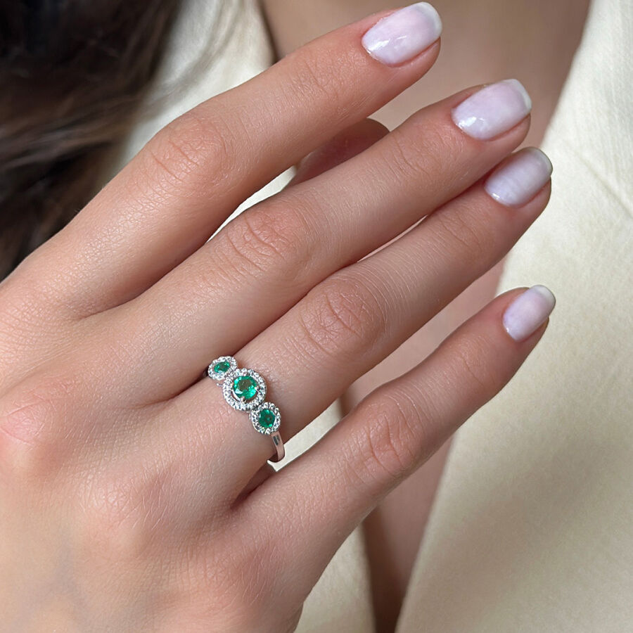 0.60 Carat Emerald Diamond Ring - 2
