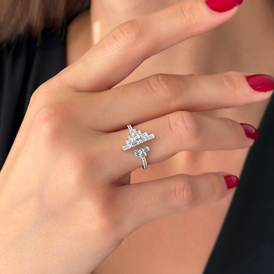 0.61 Carat Baguette Diamond Ring - 1