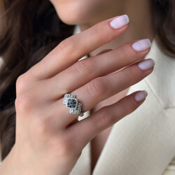 0.63 Carat Sapphire Diamond Ring - 1