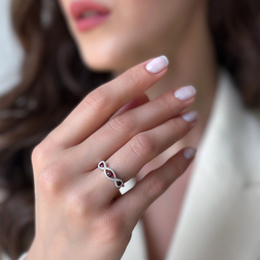 0.65 Carat Ruby Diamond Ring - 1