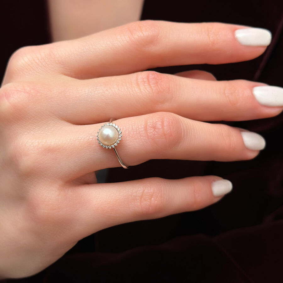 0.66 Carat Pearl Diamond Ring - 2