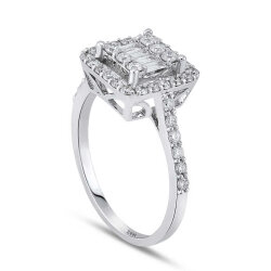 0.72 Carat Baguette Diamond Ring - 2