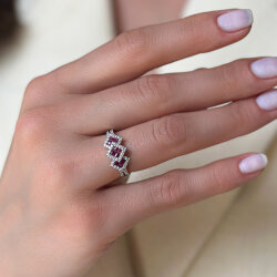 خاتم مرصّع بالألماس مع حجر الياقوت 0.75 قيراط - 2