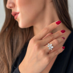 0.76 Carat Baguette Diamond Ring - 2