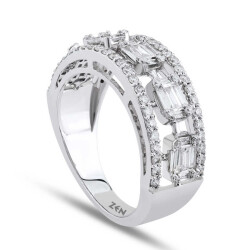 0.78 ct.Baguette Diamond Ring - 5