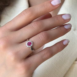 خاتم مرصّع بالألماس مع حجر الياقوت 0.81 قيراط - Zen Diamond