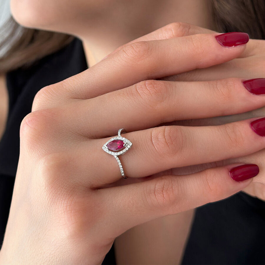 0.88 Carat Ruby Diamond Ring - 1