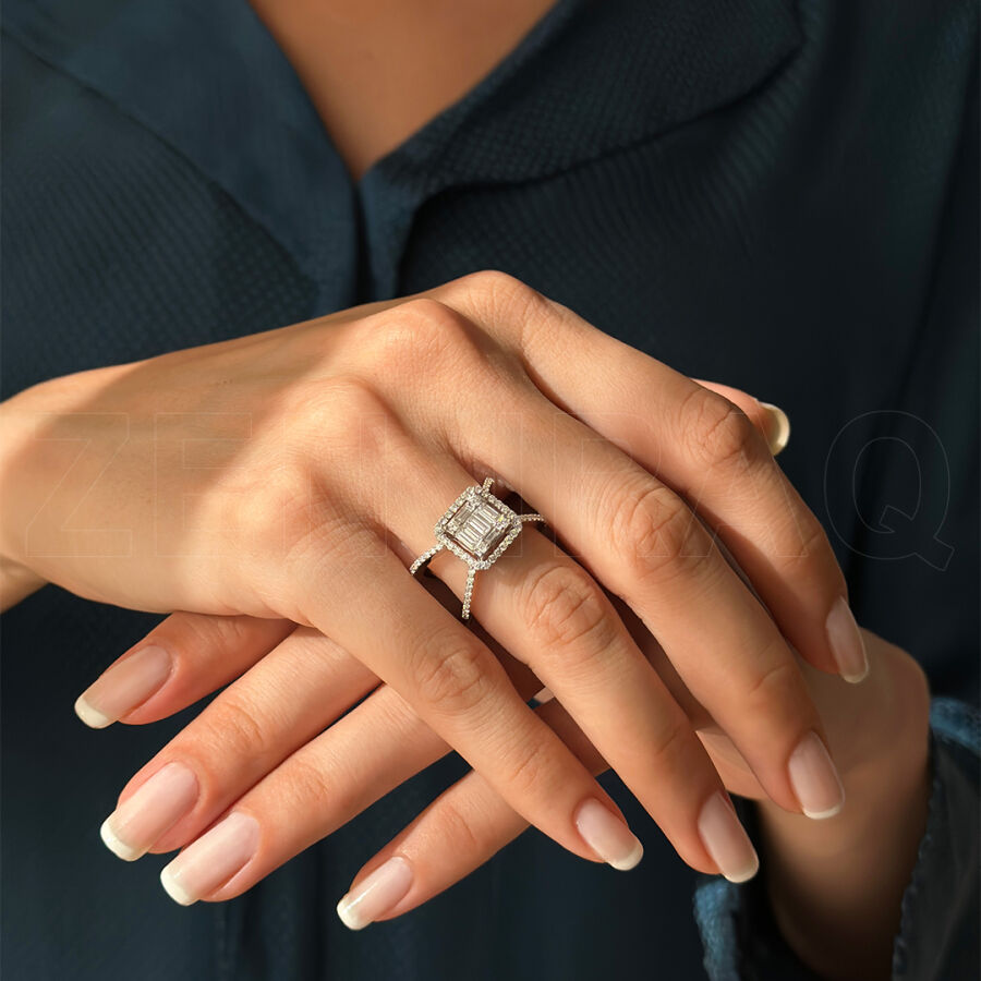 0.93 ct.Baguette Diamond Ring - 3