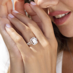 خاتم مرصع بألماس الباجيت 0.95 قيراط - 3