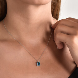 1.58 ct.Blue Topaz Diamond Pendant - 3