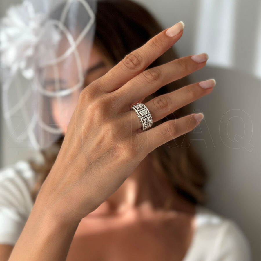 1.08 ct.Baguette Diamond Ring - 3
