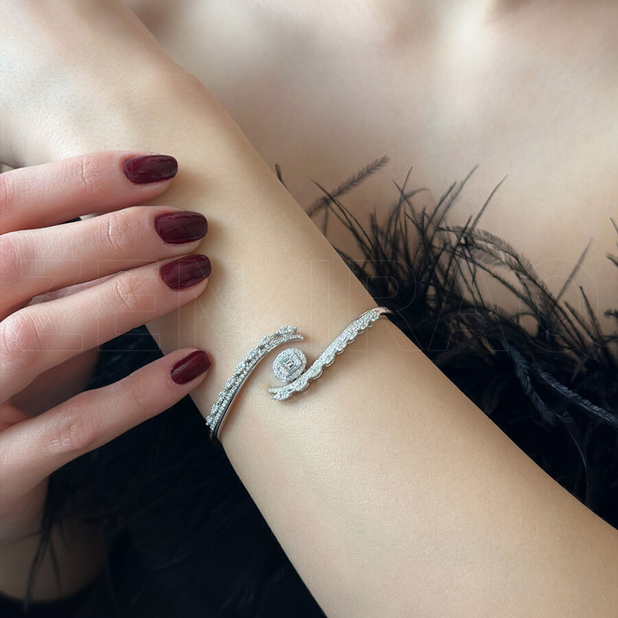 1.17 ct.Baguette Diamond Bracelet - 1