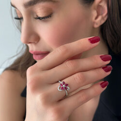 خاتم مرصّع بالألماس مع حجر الياقوت 1.26 قيراط - 2