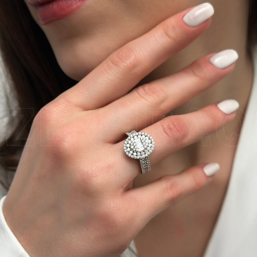 1.29 ct.Baguette Diamond Ring - 1