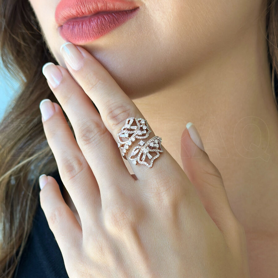 1.34 Carat Baguette Diamond Ring - 1