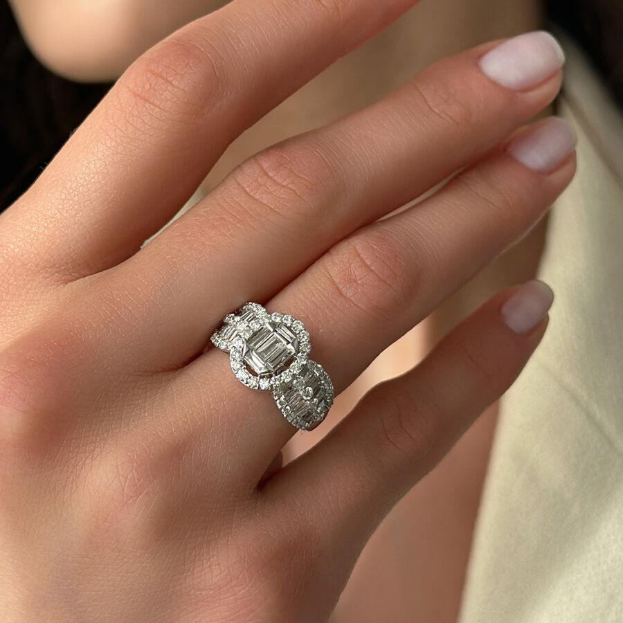 1.43 Carat Baguette Diamond Ring - 2