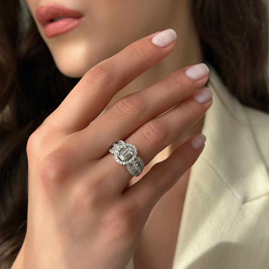 1.43 Carat Baguette Diamond Ring - 1