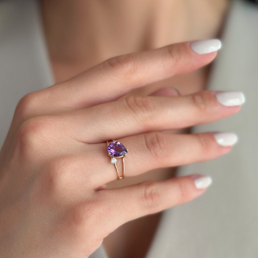 1.48 Carat Amethyst Diamond Ring - 1