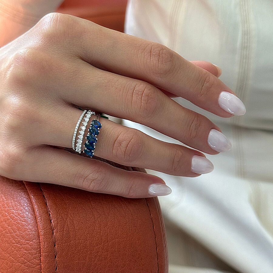 1.76 Carat Sapphire Diamond Ring - 2