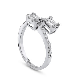 0.51 Carat Baguette Diamond Ring - 3