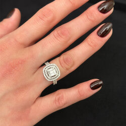 0.96 Carat Baguette Diamond Ring - 1