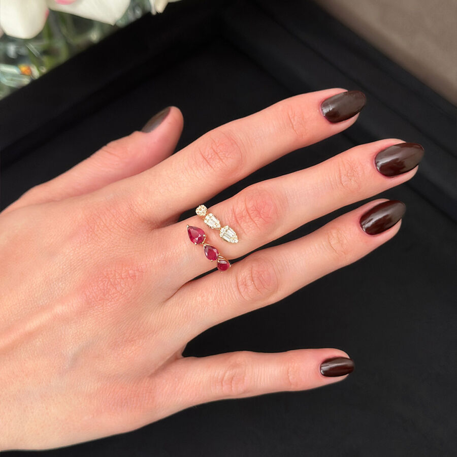 2.08 Carat Ruby Diamond Ring - 1