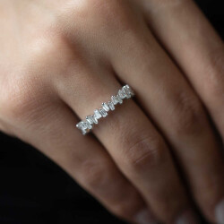 1.10 ct.Baguette Eternity Diamond Ring - 4
