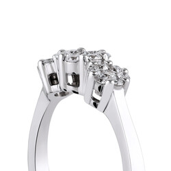 0.40 ct.Reina Tria Diamond Ring - 4