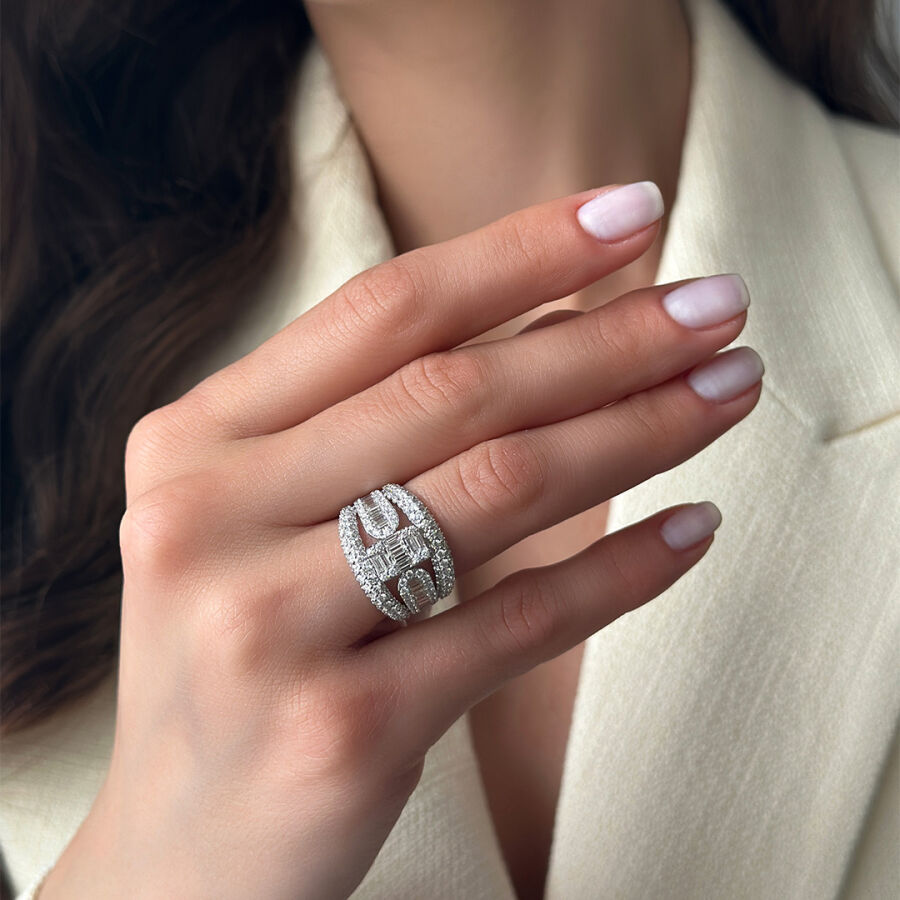 2.31 Carat Baguette Diamond Ring - 1
