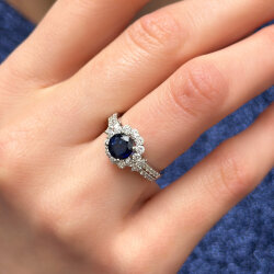 2.35 Carat Sapphire Diamond Ring - 2