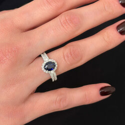 2.39 Carat Sapphire Diamond Ring - 2