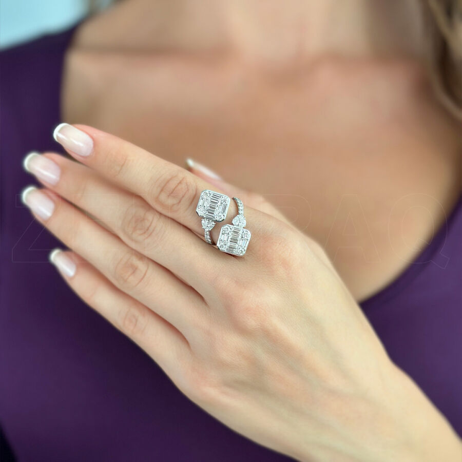 2.63 Carat Baguette Diamond Ring - 1