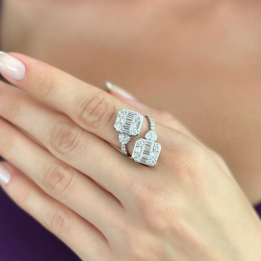 2.63 Carat Baguette Diamond Ring - 2