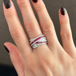 خاتم مرصّع بالألماس مع حجر الياقوت 2.65 قيراط - 2