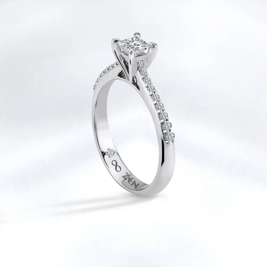 0.49 ct.Princess Cut Solitaire Diamond Ring - 3
