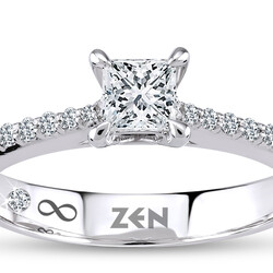 0.49 ct.Princess Cut Solitaire Diamond Ring - 4