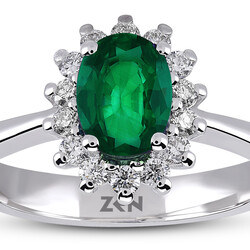 0.96 ct.Emerald Diamond Ring - 2