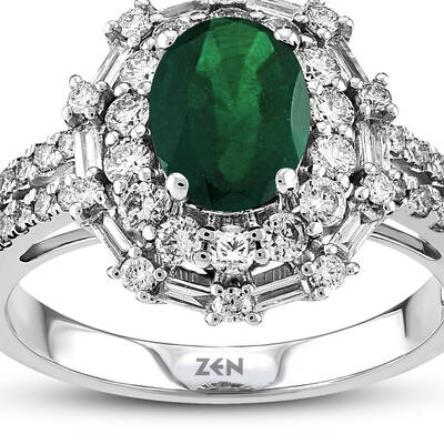 1.59 ct.Emerald Diamond Ring - 2