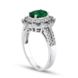 1.59 ct.Emerald Diamond Ring - 3