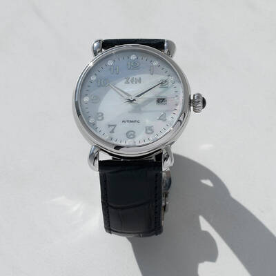 0.30 ct.Diamond Man Watch - 1