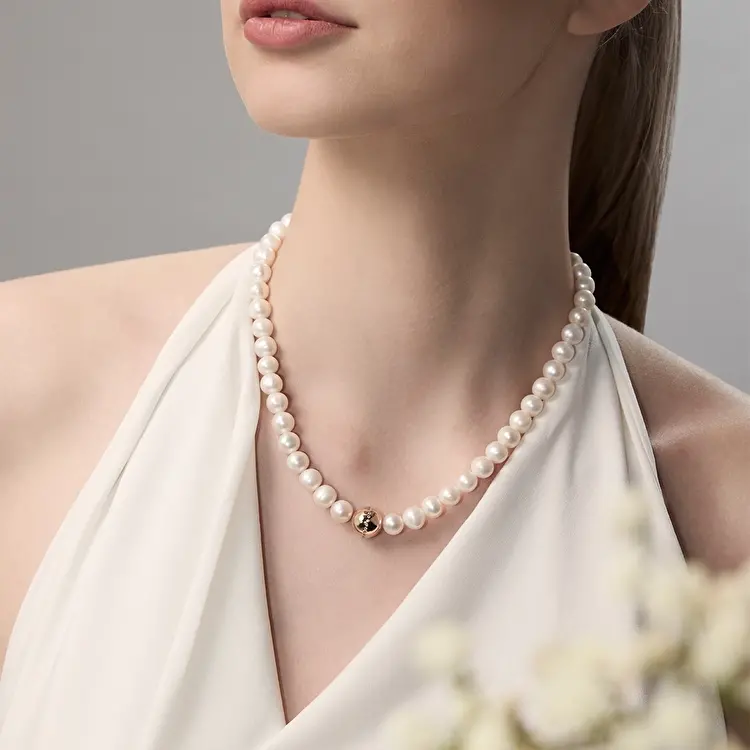 31.78 ct.Pearl Diamond Pendant - 1